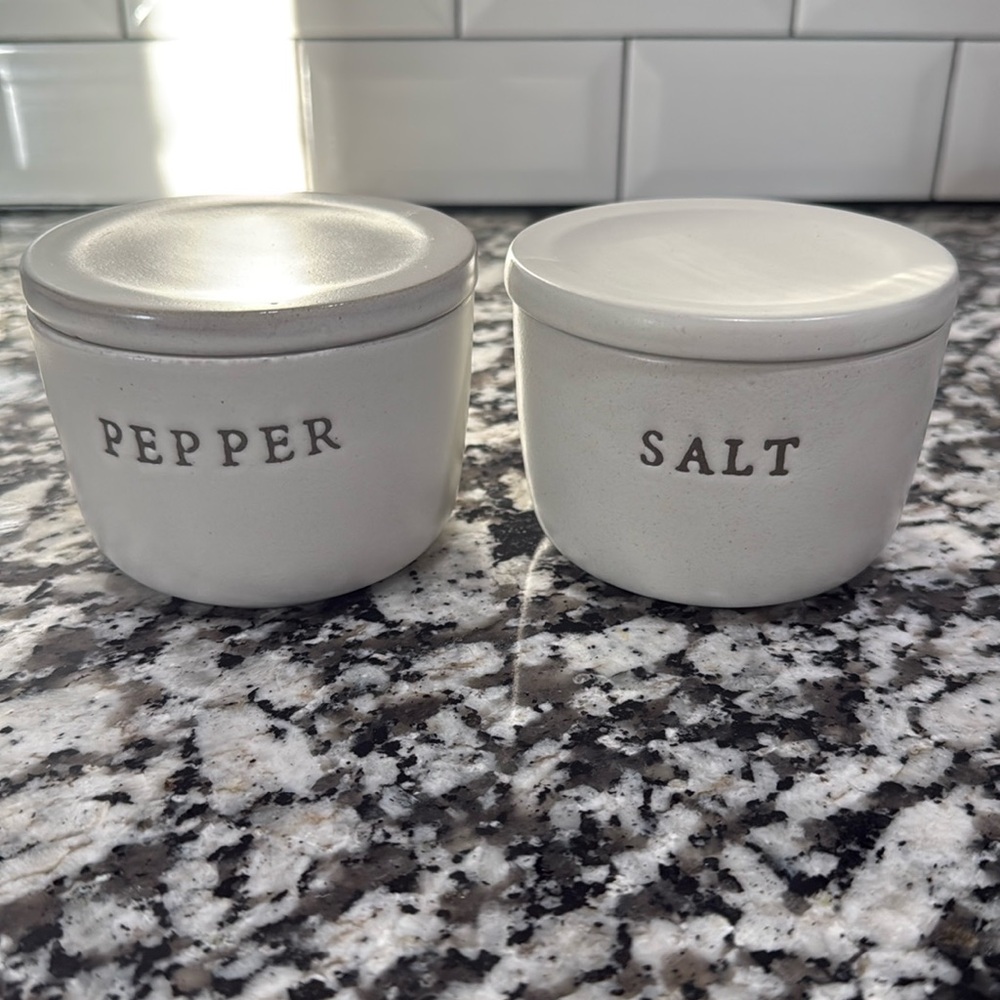 Hearth & Hand Salt & Pepper Set